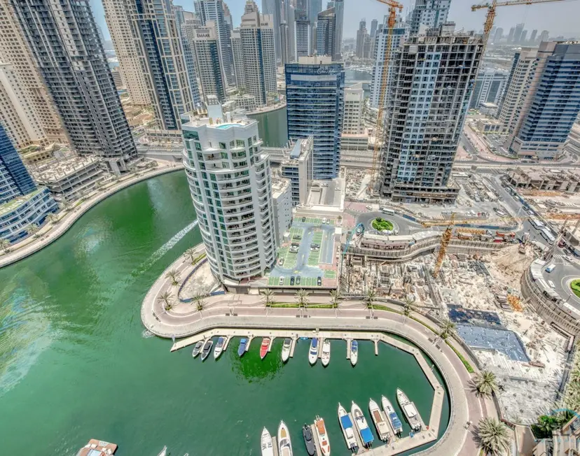 Posh 1-Bedroom at The Address Residences — Dubai Marina — photo 14
