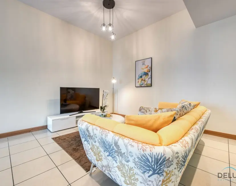 Bright 1-Bedroom at Sulafa Tower — Dubai Marina — photo 4