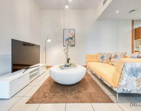 Bright 1-Bedroom at Sulafa Tower — Dubai Marina — photo 5