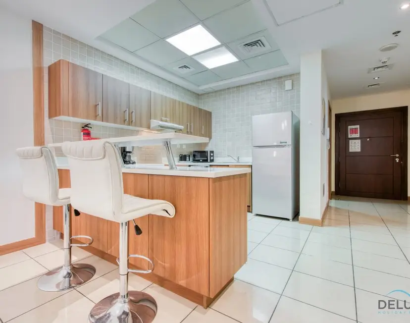 Bright 1-Bedroom at Sulafa Tower — Dubai Marina — photo 17