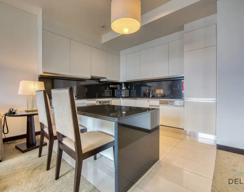 Lush 1-Bedroom at The Address Residences — Dubai Marina — photo 22