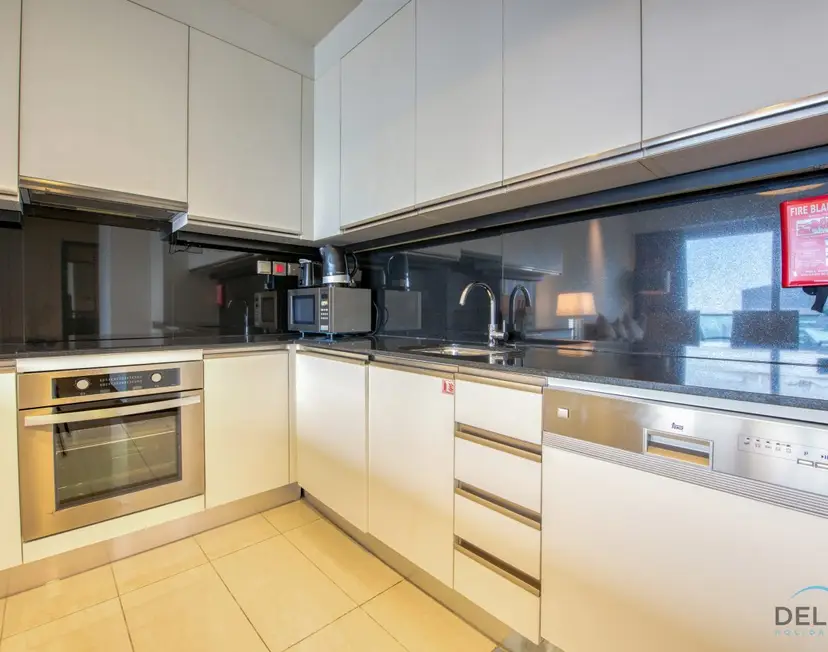 Lush 1-Bedroom at The Address Residences — Dubai Marina — photo 18