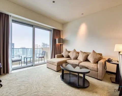 Lush 1-Bedroom at The Address Residences — Dubai Marina — photo 2