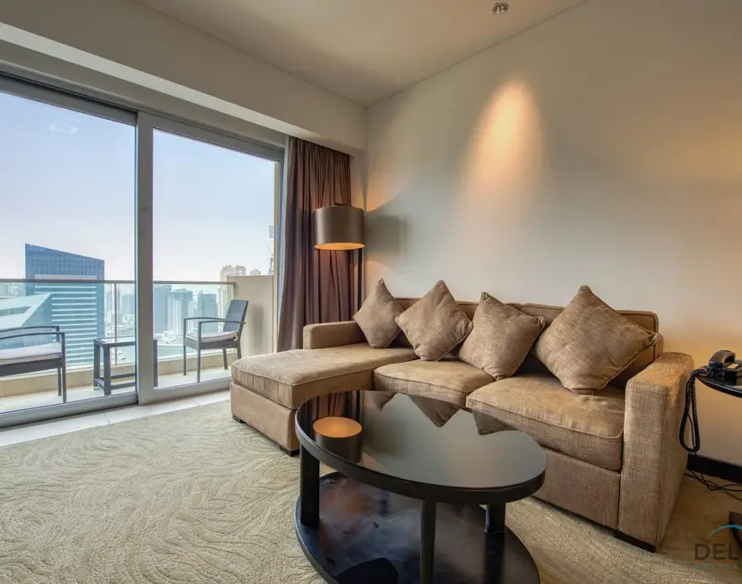 Lush 1-Bedroom at The Address Residences — Dubai Marina — photo 7