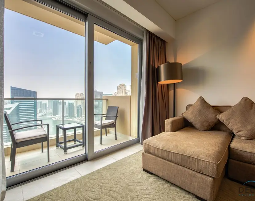 Lush 1-Bedroom at The Address Residences — Dubai Marina — photo 33