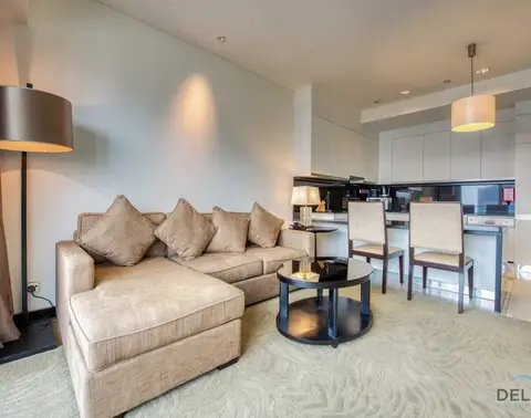 Lush 1-Bedroom at The Address Residences — Dubai Marina — photo 3