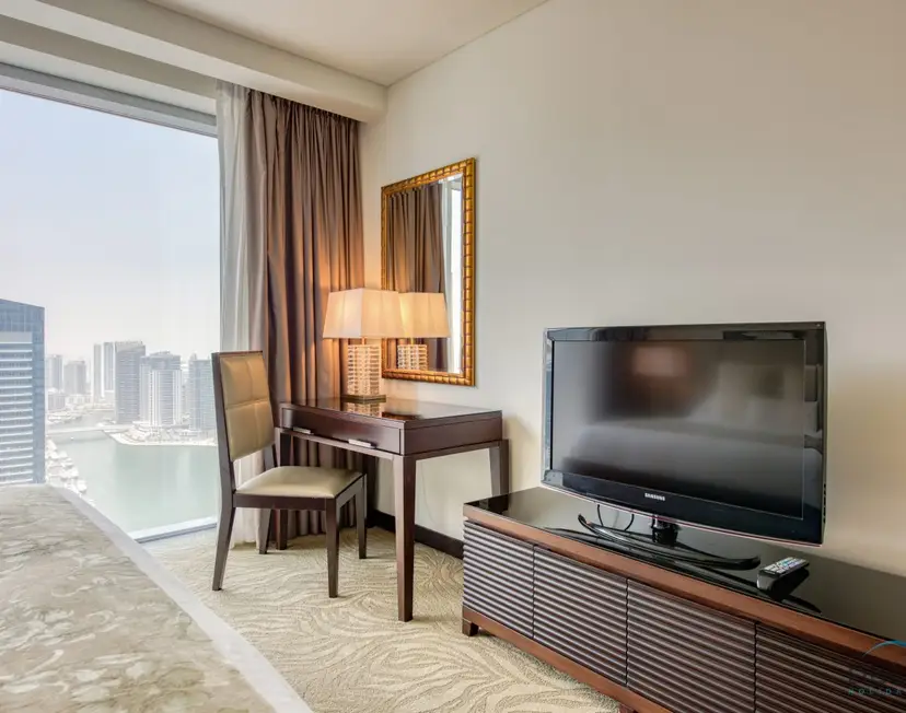 Lush 1-Bedroom at The Address Residences — Dubai Marina — photo 35