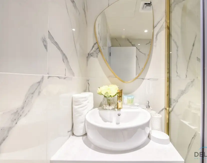 Stunning Studio at Marina Views — Dubai Marina — photo 25