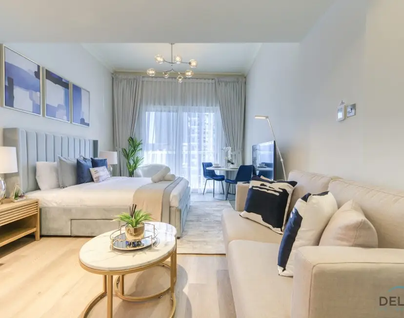 Stunning Studio at Marina Views — Dubai Marina — photo 4