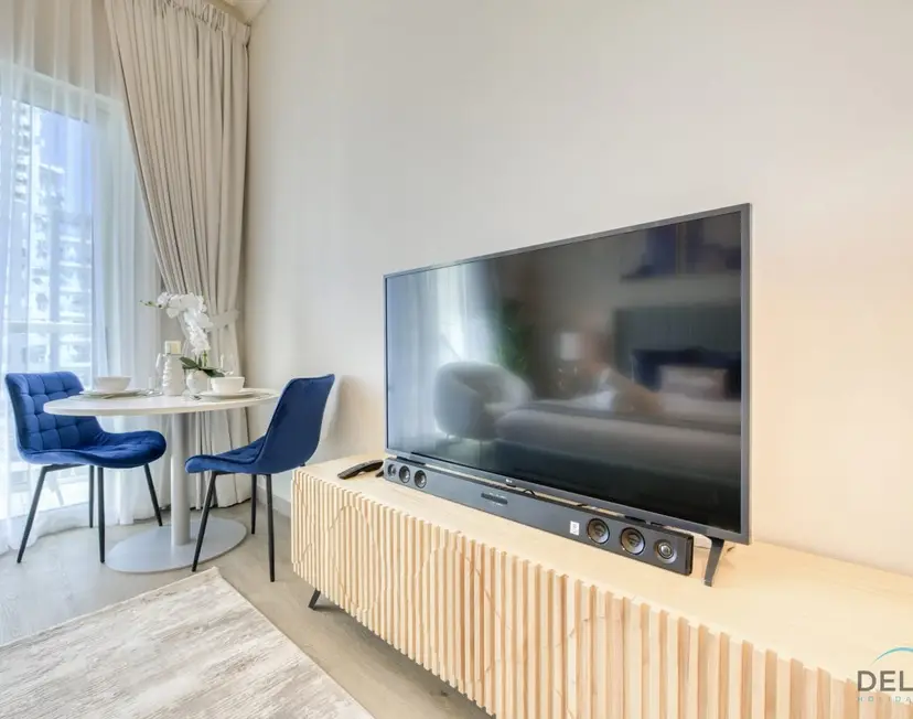 Stunning Studio at Marina Views — Dubai Marina — photo 21