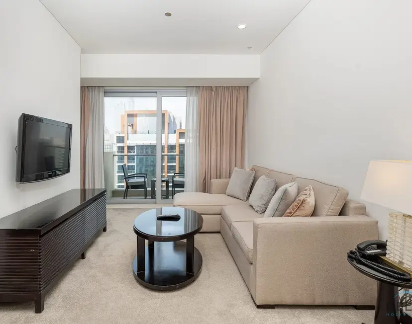 1-Schlafzimmer mit Blick auf den Marinakanal, nur wenige Minuten vom Marina Mall entfernt — Dubai Marina — photo 2