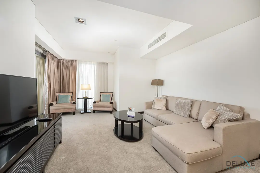 2-Schlafzimmer-Einheit mit Blick auf den Marinakanal, direkt neben dem Marina Mall — Dubai Marina