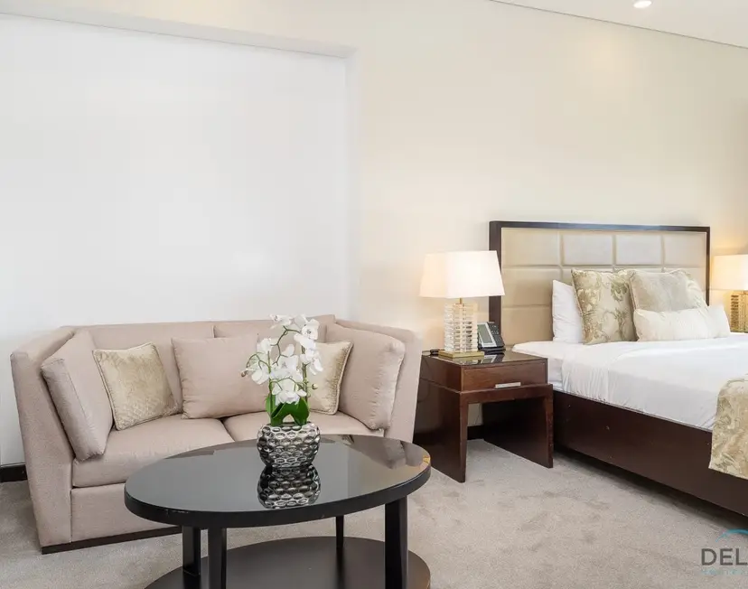 Urban-Studio in The Address Residences — Dubai Marina — photo 6