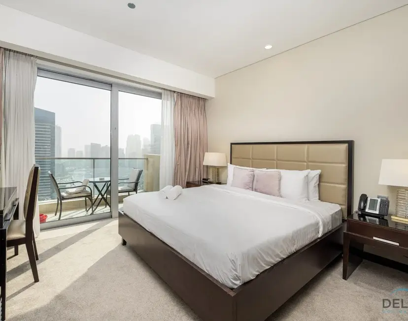Studio avec vue sur le canal de la marina, à côté du centre commercial et de la promenade — Dubai Marina — photo 10