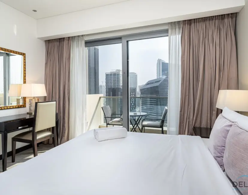 Studio avec vue sur le canal de la marina, à côté du centre commercial et de la promenade — Dubai Marina — photo 12