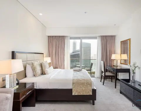 Urban-Studio in The Address Residences — Dubai Marina — photo 4