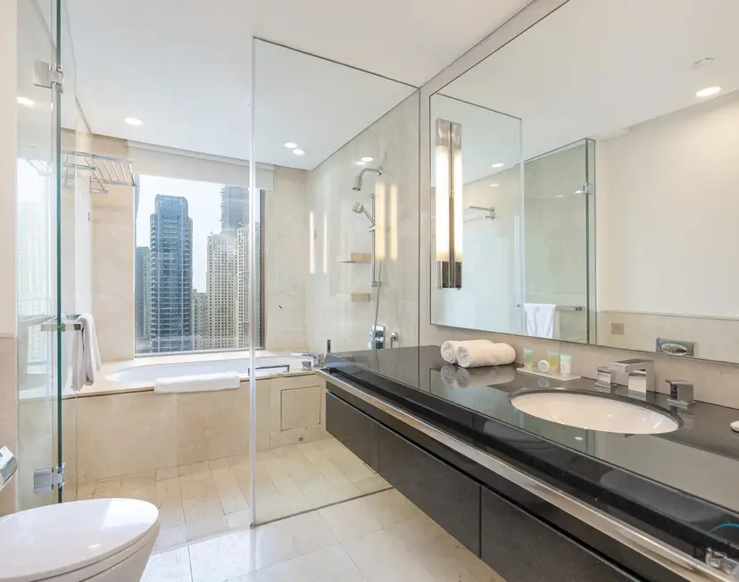 1-Schlafzimmer mit Blick auf den Marinakanal, nur wenige Minuten vom Marina Mall entfernt — Dubai Marina — photo 6