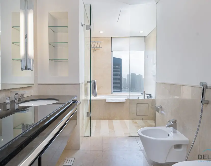 Urban-Studio in The Address Residences — Dubai Marina — photo 19