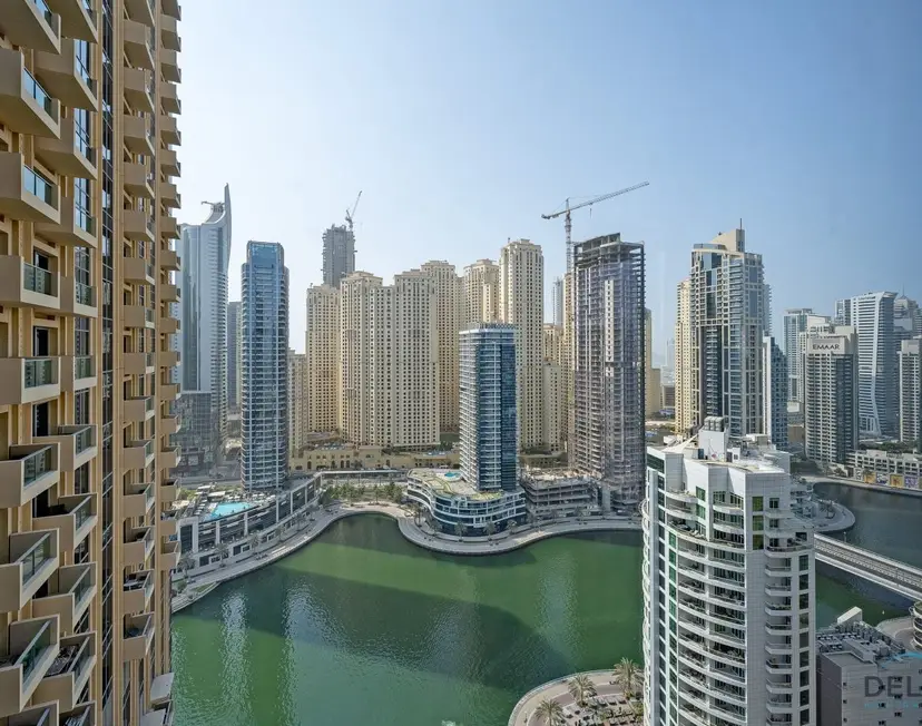 1-Schlafzimmer mit Blick auf den Marinakanal, nur wenige Minuten vom Marina Mall entfernt — Dubai Marina — photo 9