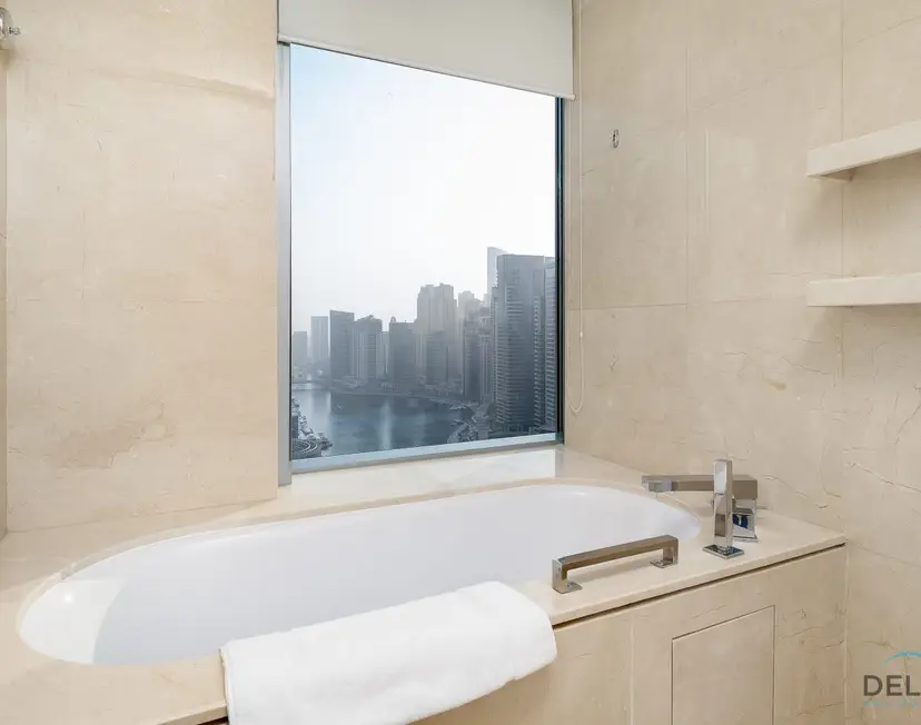 Urban-Studio in The Address Residences — Dubai Marina — photo 20