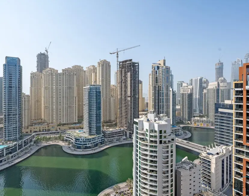1-Schlafzimmer mit Blick auf den Marinakanal, nur wenige Minuten vom Marina Mall entfernt — Dubai Marina — photo 5