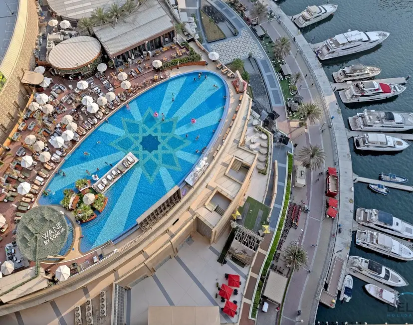 Urban-Studio in The Address Residences — Dubai Marina — photo 5