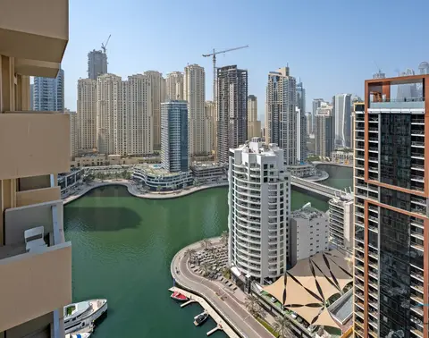 2-Schlafzimmer-Einheit mit Blick auf den Marinakanal, direkt neben dem Marina Mall — Dubai Marina — photo 5