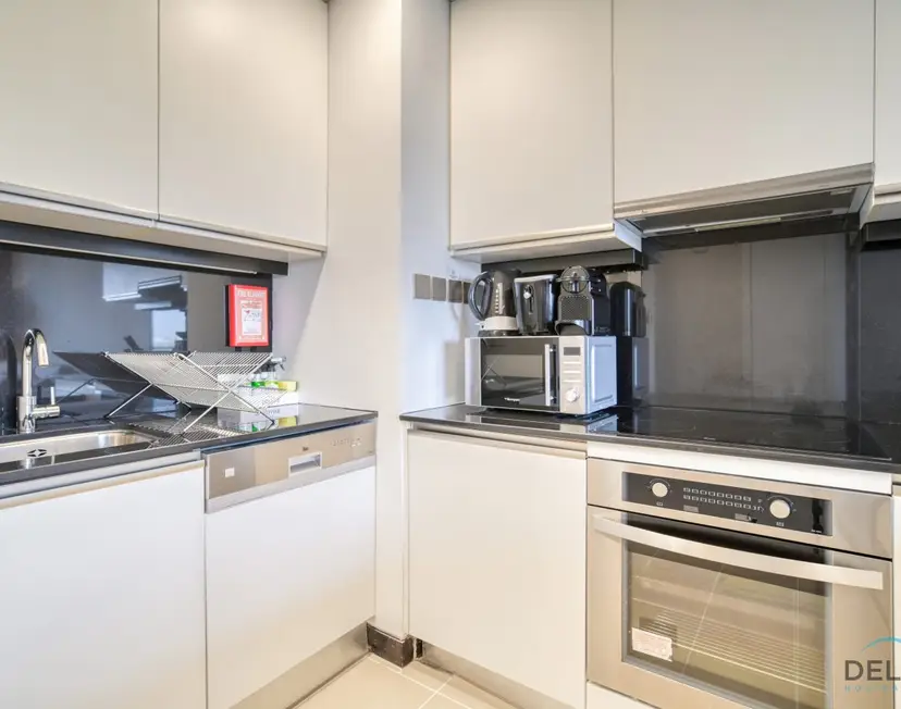 Pristine 1-Bedroom in The Address Residences — Dubai Marina — photo 17
