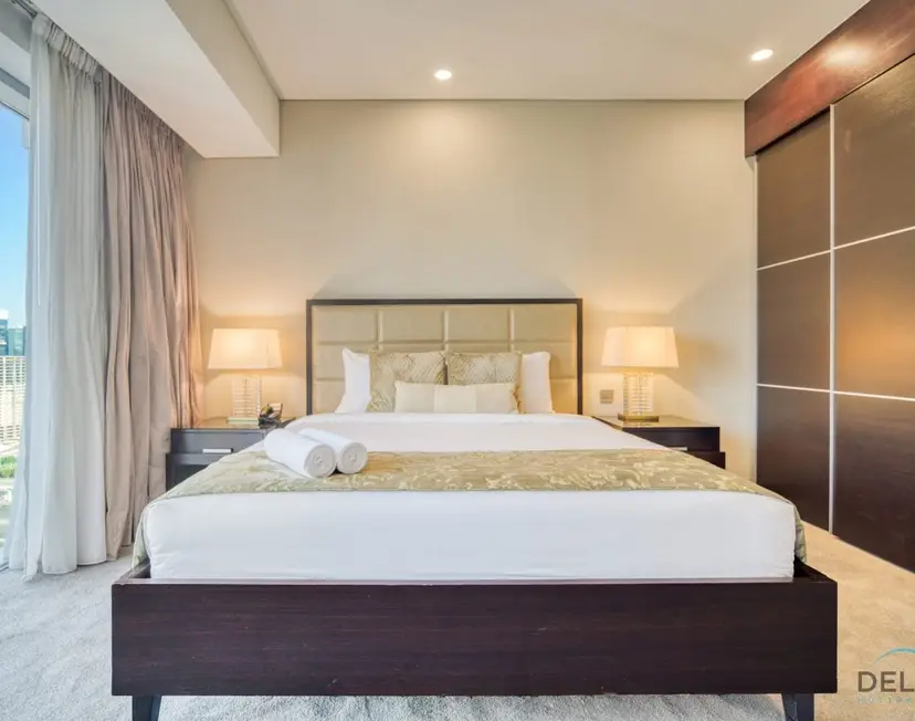 Pristine 1-Bedroom in The Address Residences — Dubai Marina — photo 24