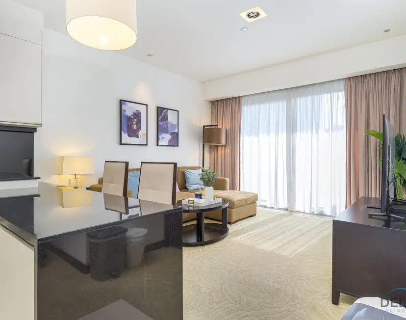 Ornate 1-Bedroom at The Address Residences — Dubai Marina — photo 10