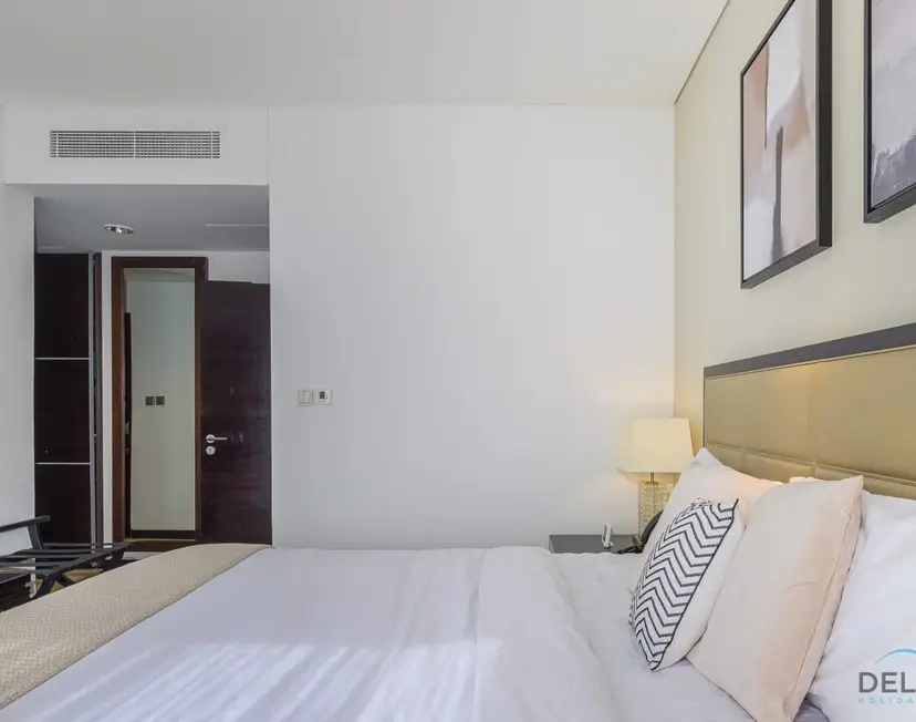 Ornate 1-Bedroom at The Address Residences — Dubai Marina — photo 16