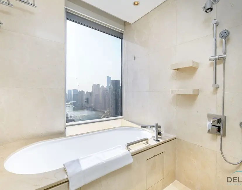 Ornate 1-Bedroom at The Address Residences — Dubai Marina — photo 20