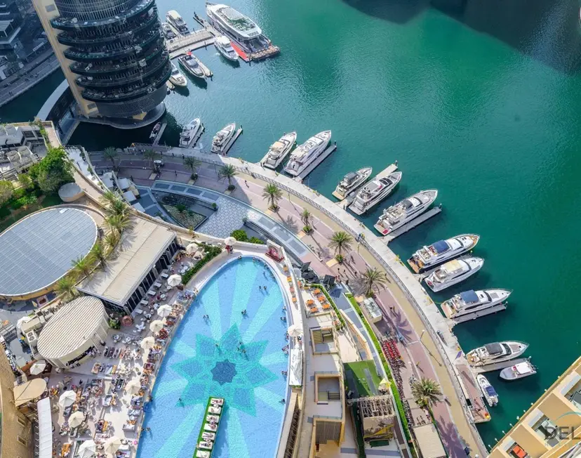 Ornate 1-Bedroom at The Address Residences — Dubai Marina — photo 5