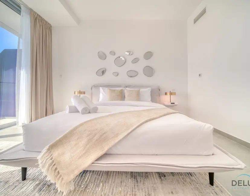 Cosmopolitan 2-Bedroom at Stella Maris — Dubai Marina — photo 35