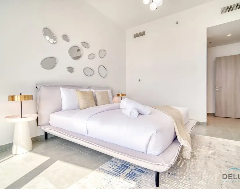 Cosmopolitan 2-Bedroom at Stella Maris — Dubai Marina — photo 36