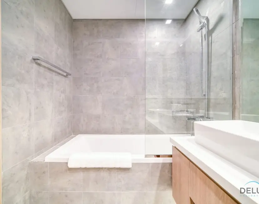 Cosmopolitan 2-Bedroom at Stella Maris — Dubai Marina — photo 39
