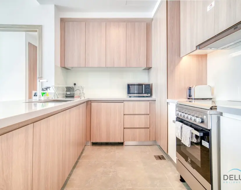 Cosmopolitan 2-Bedroom at Stella Maris — Dubai Marina — photo 23