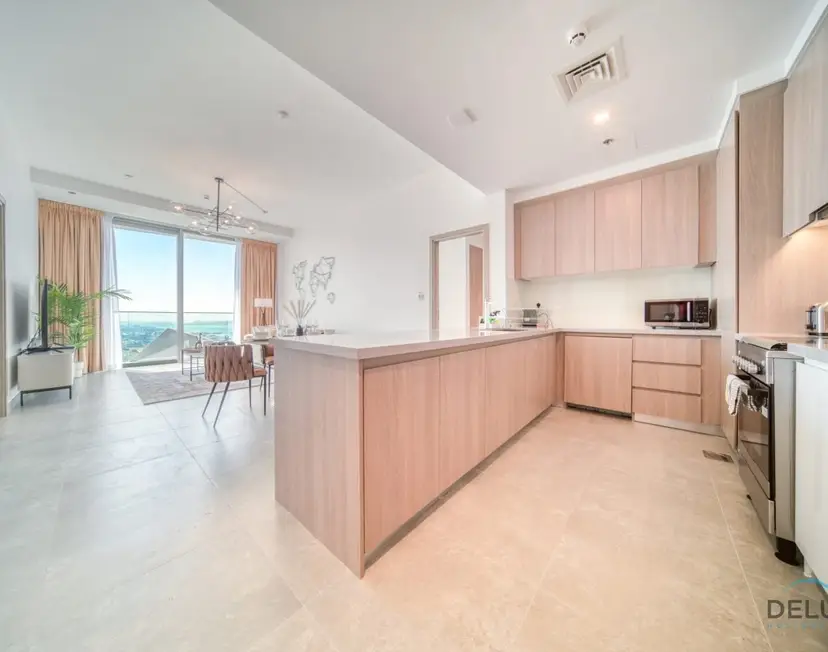 Cosmopolitan 2-Bedroom at Stella Maris — Dubai Marina — photo 21