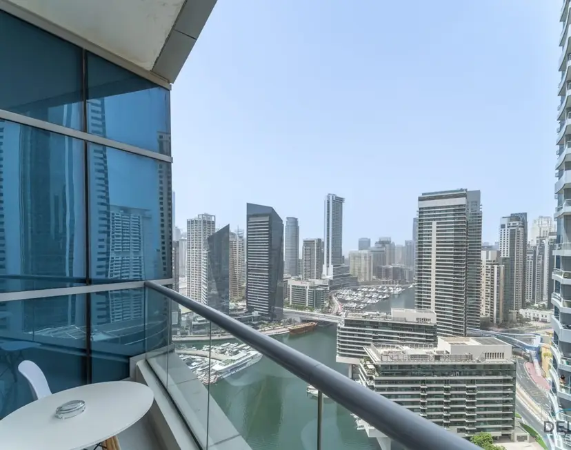 Scenic 1-Bedroom at Bay Central — Dubai Marina — photo 12