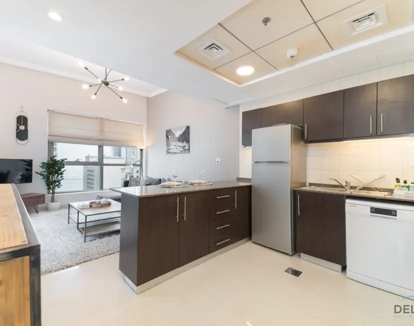 Scenic 1-Bedroom at Bay Central — Dubai Marina — photo 14