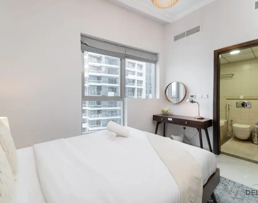 Scenic 1-Bedroom at Bay Central — Dubai Marina — photo 18