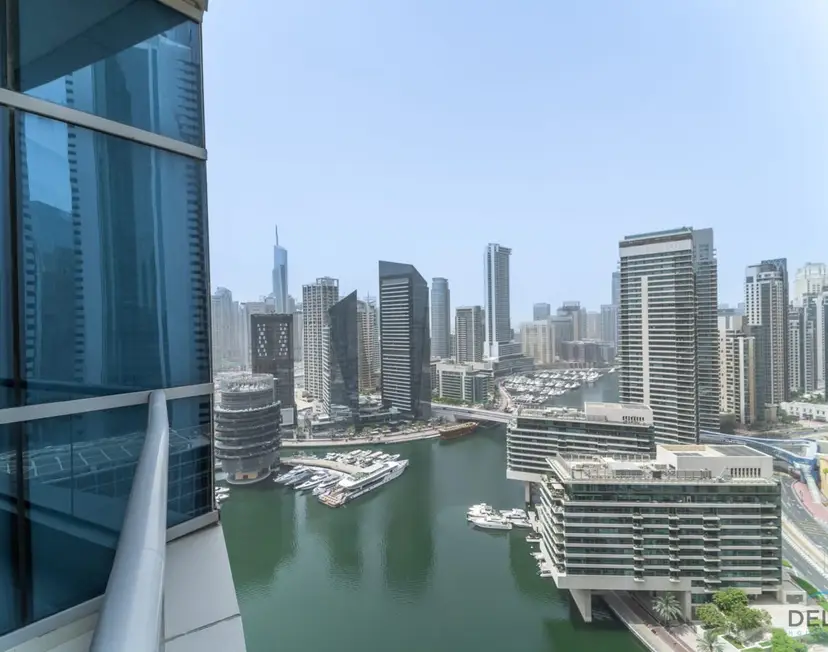 Scenic 1-Bedroom at Bay Central — Dubai Marina — photo 23