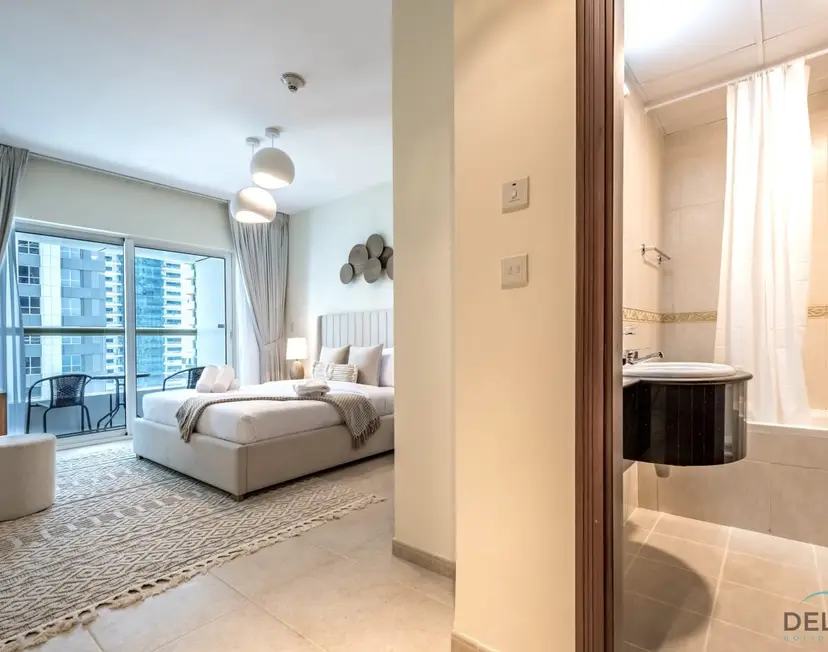 Modern 1-Bedroom Apartment in Elite Residences — Dubai Marina — photo 21