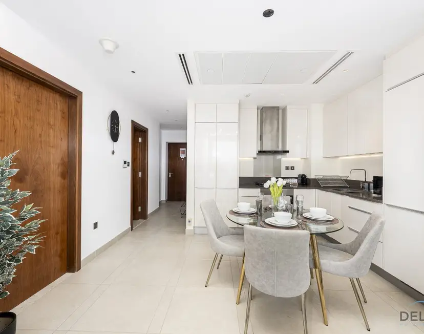 Chic 1-Bedroom in The Residence at Marina Gate — Dubai Marina — photo 11