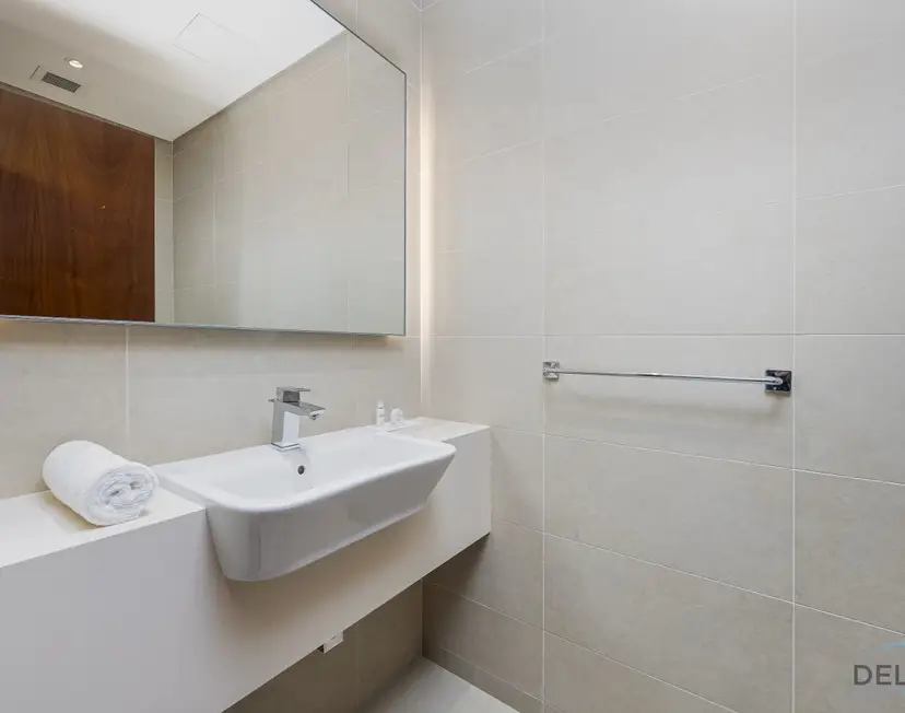 Chic 1-Bedroom in The Residence at Marina Gate — Dubai Marina — photo 15