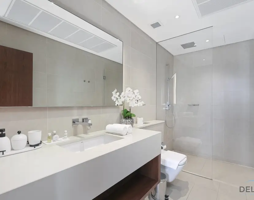 Chic 1-Bedroom in The Residence at Marina Gate — Dubai Marina — photo 19