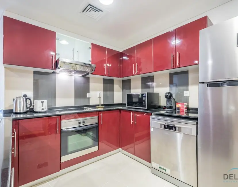 Charming 1-Bedroom Apartment at Ocean Heights — Dubai Marina — photo 5