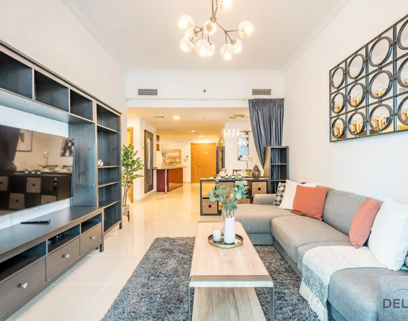 Charming 1-Bedroom Apartment at Ocean Heights — Dubai Marina — photo 24