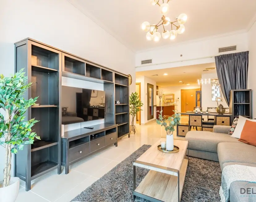 Charming 1-Bedroom Apartment at Ocean Heights — Dubai Marina — photo 26