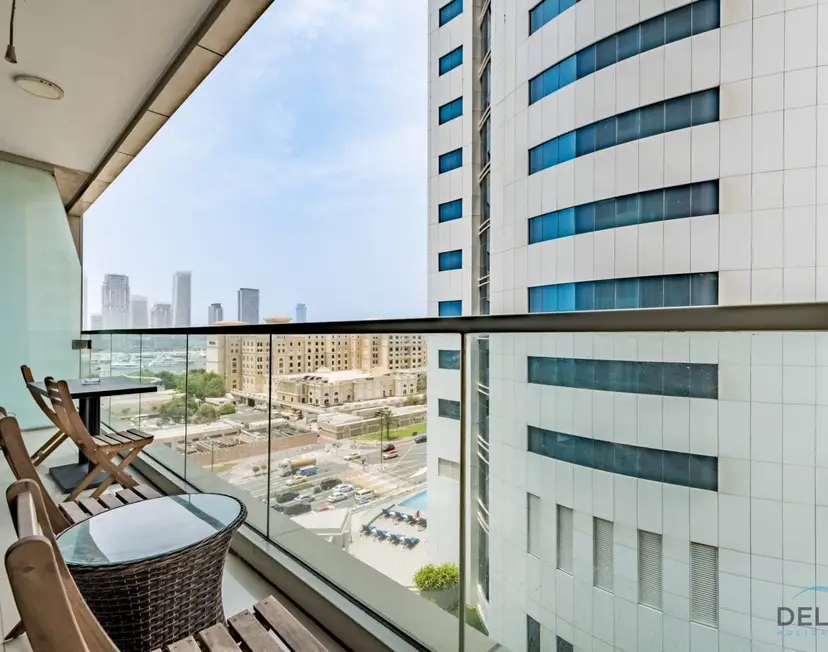 Charming 1-Bedroom Apartment at Ocean Heights — Dubai Marina — photo 28